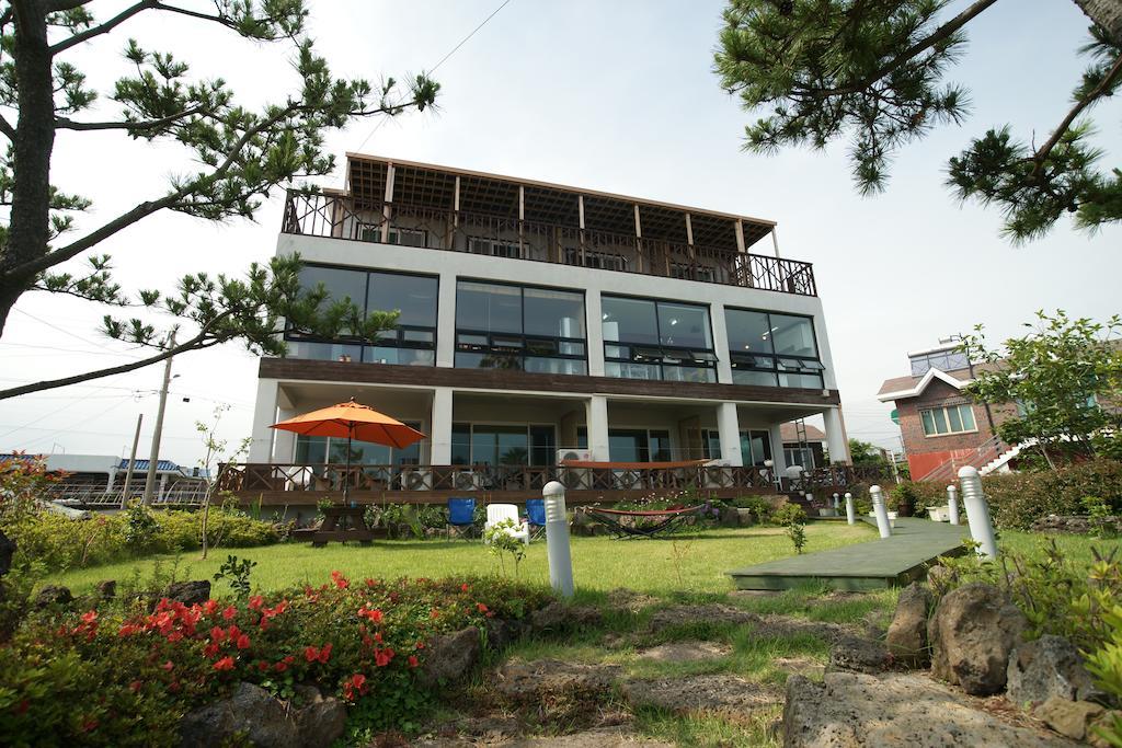 Galeum Guesthouse Seogwipo Ngoại thất bức ảnh