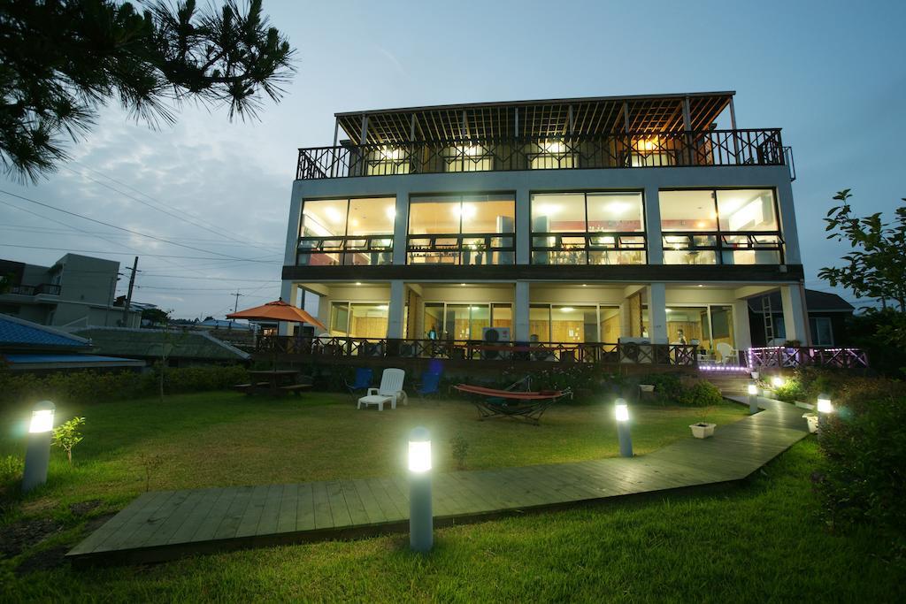 Galeum Guesthouse Seogwipo Ngoại thất bức ảnh